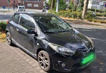 Mazda 2 135.000 km 3.000 &euro; Gütersloh 33332