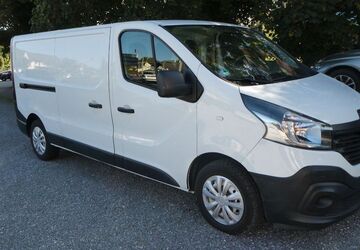 Renault Trafic 108.000 km 9.499 &euro; Paderborn 33100
