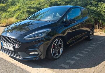 Ford Fiesta 24.600 km 17.990 &euro; Rheda-Wiedenbrück 33378