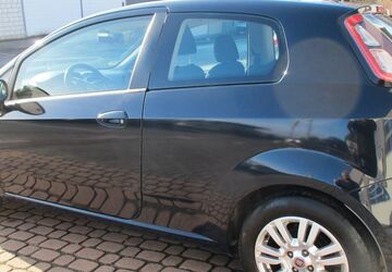 Fiat Punto 121.250 km 2.100 &euro; Paderborn 33106