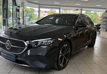 Mercedes-Benz E 300 10.811 km 51.490 &euro; Rheda-Wiedenbrück 33378