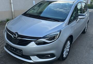 Opel Zafira 121.000 km 8.999 &euro; Paderborn 33100
