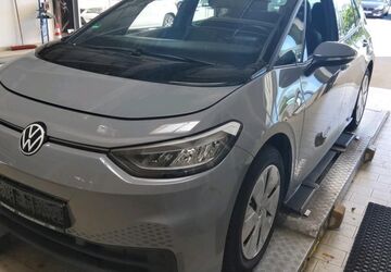 VW ID.3 24.838 km 26.890 &euro; Paderborn 33104