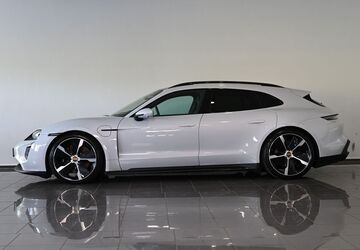 Porsche Taycan 60.312 km 72.750 &euro; Paderborn 33100