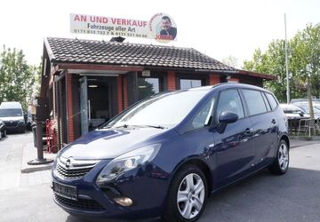 Opel Zafira 225.826 km 3.990 &euro; Erwitte 59597