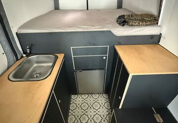 Mercedes-Benz Sprinter 235.000 km 16.000 &euro; Gütersloh 33334