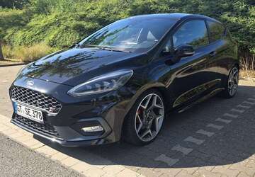 Ford Fiesta 24.600 km 17.990 &euro; Rheda-Wiedenbrück 33378