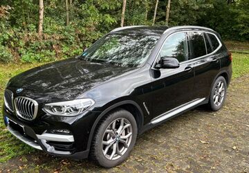 BMW X3 129.100 km 27.750 &euro; Paderborn 33100