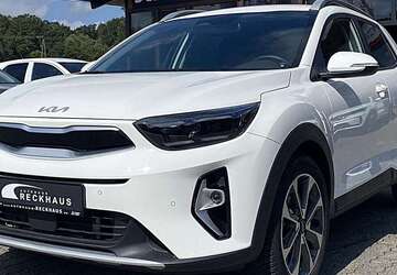 Kia Stonic 15.750 km 21.750 &euro; Langenberg 33449