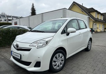 Toyota Verso-S 65.646 km 7.490 &euro; Soest 59494