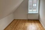 Dachgeschoßwohnung Warstein - 5 Zimmer, 129 m&sup2;, 900&euro; | Angebot:26612574