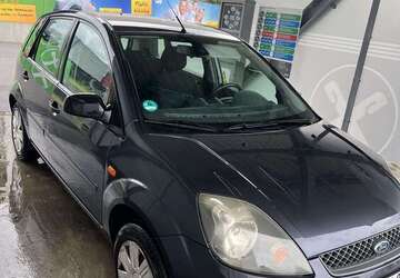 Ford Fiesta 180.000 km 1.100 &euro; Borchen 33178