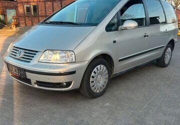 VW Sharan 234.252 km 4.000 &euro; Lippstadt 59575