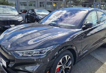 Ford Mustang Mach-E 106.144 km 27.495 &euro; Rheda-Wiedenbrück 33378