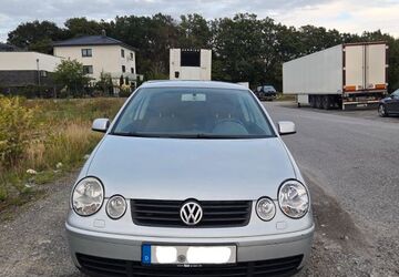 VW Polo 134.239 km 3.200 &euro; Paderborn 33102