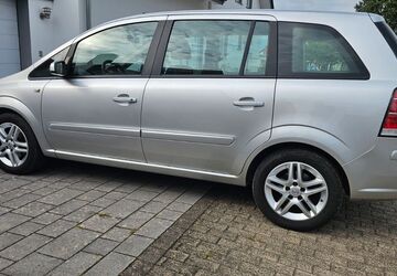 Opel Zafira 124.000 km 3.500 &euro; Rüthen 59602
