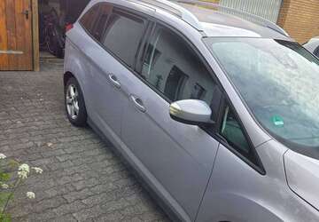 Ford Grand C-Max 255.000 km 3.200 &euro; Salzkotten 33154