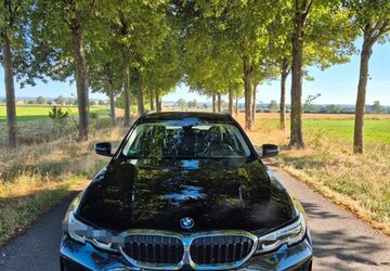 BMW 320 92.000 km 22.400 &euro; Lippstadt 59558