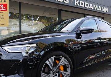 Audi e-tron 66.349 km 30.770 &euro; Rheda-Wiedenbrück 33378