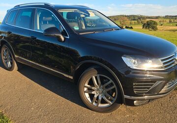 VW Touareg 213.500 km 13.500 &euro; Warstein 59581